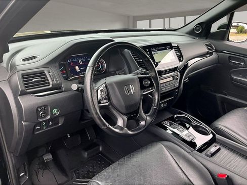 Used 2019 Honda Passport Touring image 17