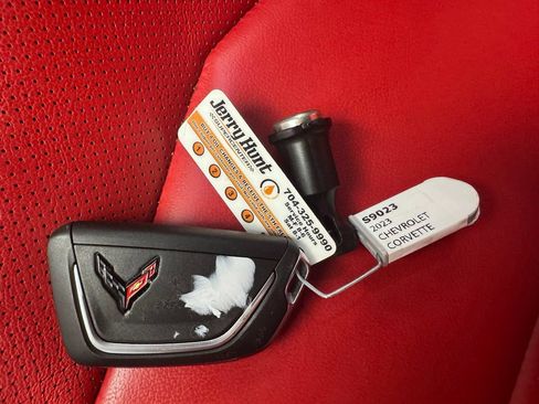 Used 2023 Chevrolet Corvette Stingray Preferred Conv w/ Z51 Performance Package RWD image 3