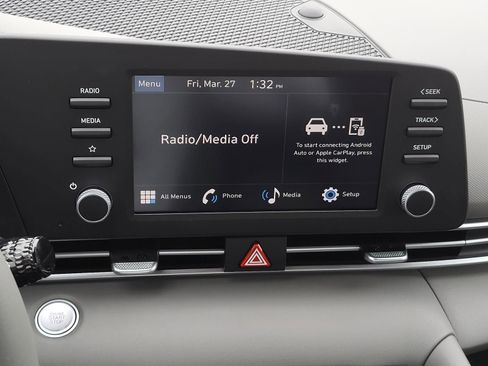 New 2026 Hyundai Elantra Sport FWD image 19