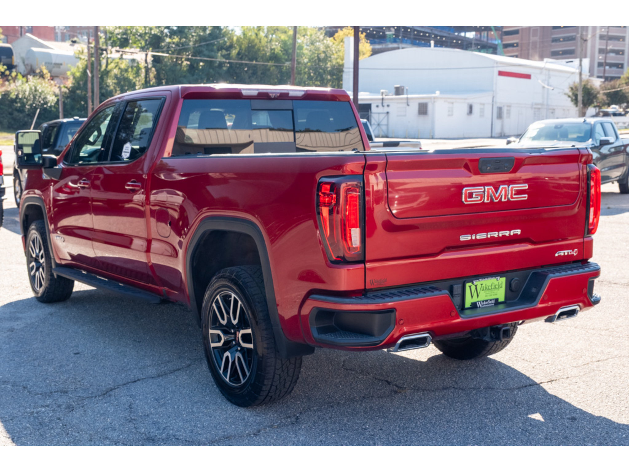 Used 2023 GMC Sierra 1500 AT4 w/ AT4 Premium Package AWD/4WD image 6