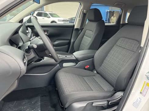 New 2026 Honda HR-V LX image 15