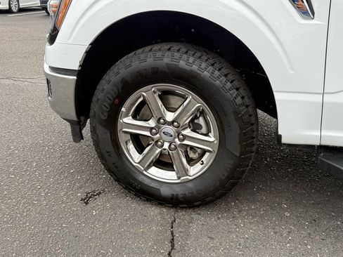 Used 2025 Ford F150 XLT w/ Equipment Group 301A Standard AWD/4WD image 11