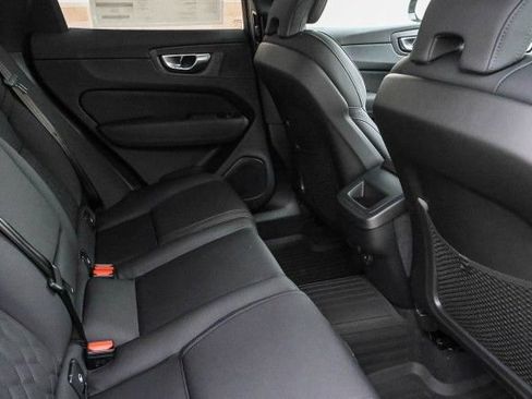 Used 2026 Volvo XC60 B5 Plus w/ Climate Package PRO AWD/4WD image 22