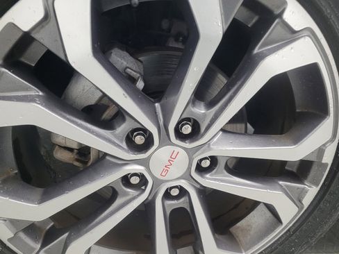 Used 2021 GMC Terrain SLT image 31