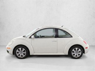 Used 2010 Volkswagen Beetle Coupe FWD video 4