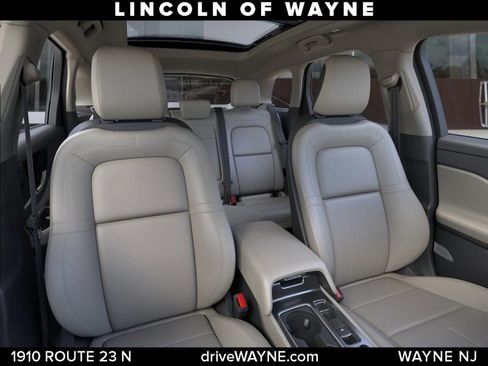 New 2026 Lincoln Corsair Grand Touring AWD/4WD image 10