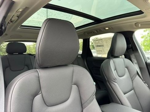 Certified 2024 Volvo XC60 T8 Plus w/ Protection Package Premier image 9