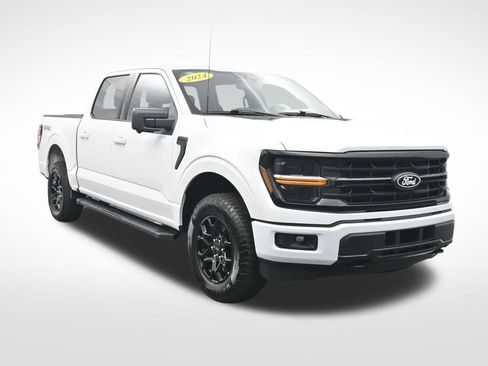 Used 2024 Ford F150 XLT w/ XLT Black Appearance Package image 3