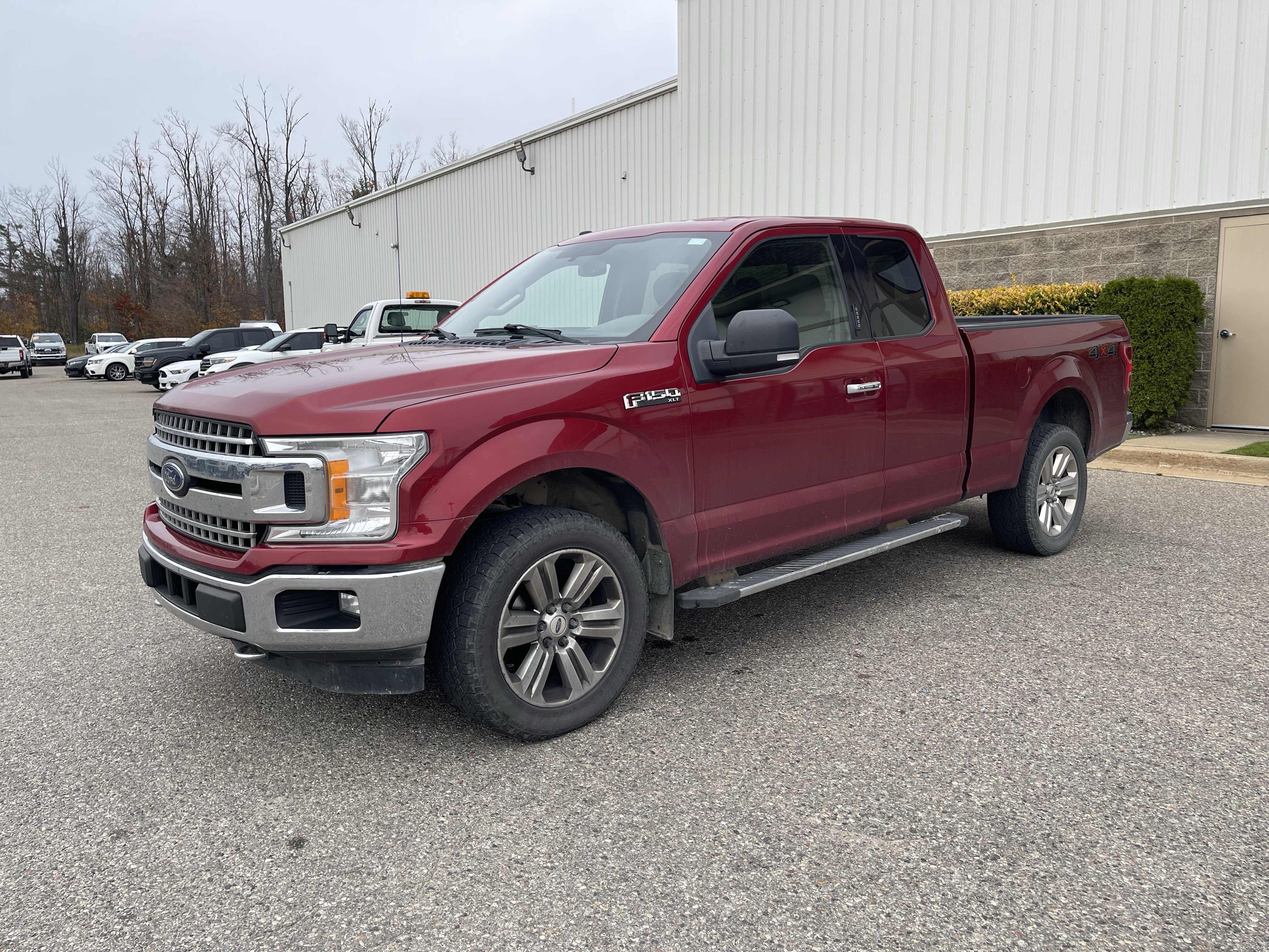 Used 2018 Ford F150 XLT w/ Equipment Group 302A Luxury AWD/4WD image 8