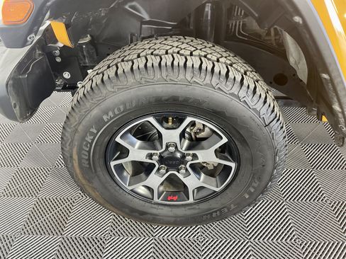 Used 2021 Jeep Wrangler Unlimited Rubicon AWD/4WD image 8