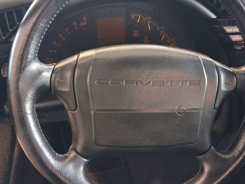 Used 1992 Chevrolet Corvette Convertible image 11