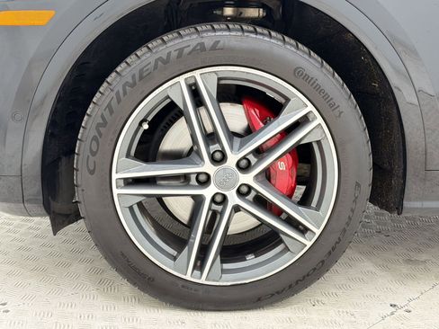 Used 2019 Audi SQ5 Prestige w/ Prestige Package image 12