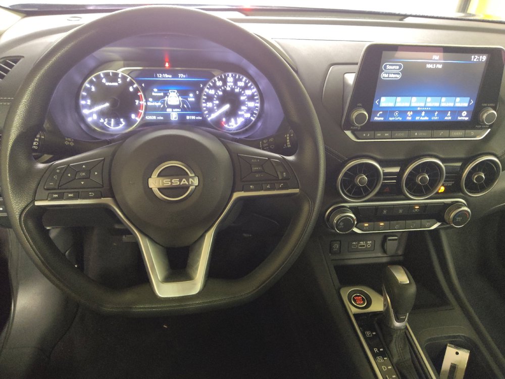 Used 2025 Nissan Sentra SV FWD image 22