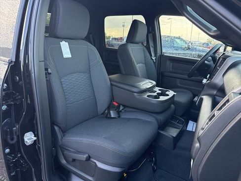 New 2026 RAM 2500 Tradesman AWD/4WD image 12
