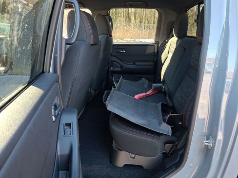 Certified 2023 Nissan Frontier PRO-4X w/ Technology Package image 11