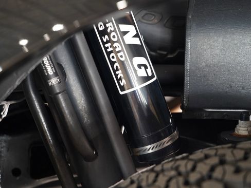 Used 2013 Ford F150 Raptor w/ Luxury Equipment Group image 40