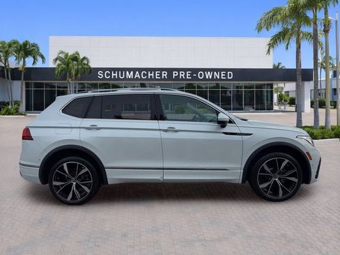 Used 2023 Volkswagen Tiguan SEL R-Line AWD/4WD image 8