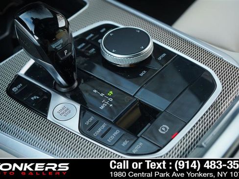 Used 2022 BMW X5 xDrive40i w/ M Sport Package image 54