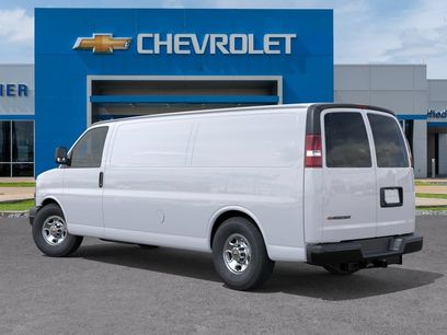 New 2025 Chevrolet Express 3500 Extended