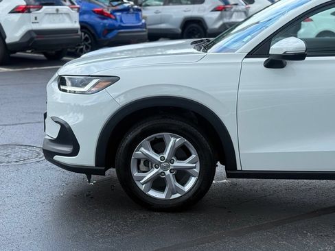 Used 2024 Honda HR-V LX image 2