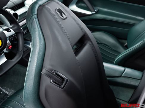 Used 2022 Ferrari 812 GTS RWD image 48