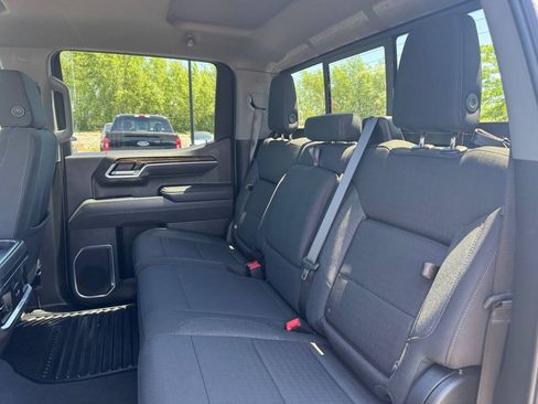 Used 2025 GMC Sierra 1500 Elevation w/ Preferred Package AWD/4WD image 28