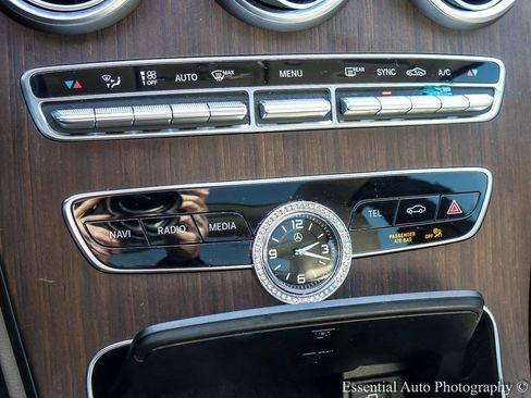 Used 2019 Mercedes-Benz C 300 4MATIC Sedan image 18