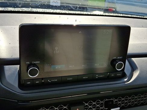 Used 2025 Honda Accord SE image 18
