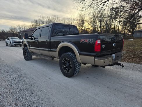 Used 2014 Ford F350 King Ranch image 3