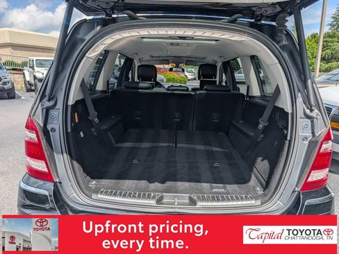 Used 2012 Mercedes-Benz GL 550 4MATIC image 10