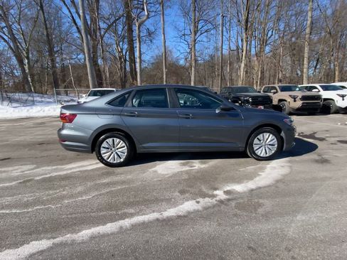 Used 2019 Volkswagen Jetta S FWD image 9