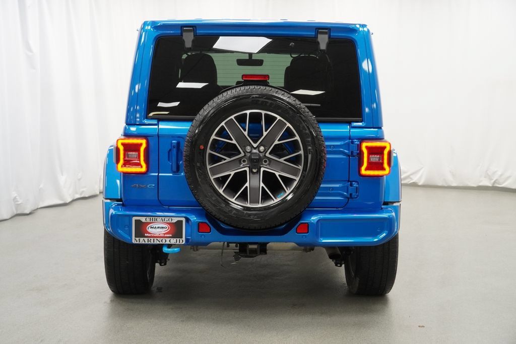 Certified 2023 Jeep Wrangler Unlimited Sahara AWD/4WD image 18