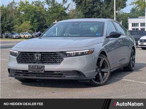 Used 2024 Honda Accord Sport image 1