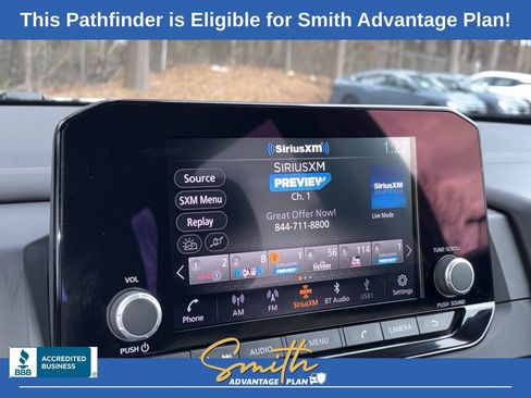 Used 2023 Nissan Pathfinder S image 14