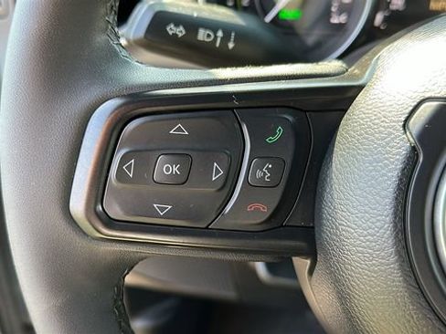 Used 2023 Jeep Wrangler Unlimited w/ Sun & Screen Package AWD/4WD image 12