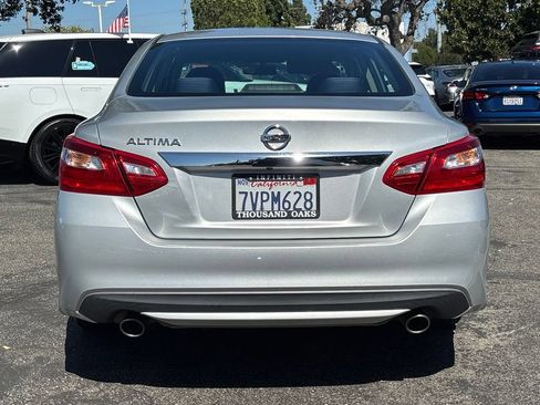 Used 2016 Nissan Altima 2.5 S w/ Power Driver Seat Package FWD image 8