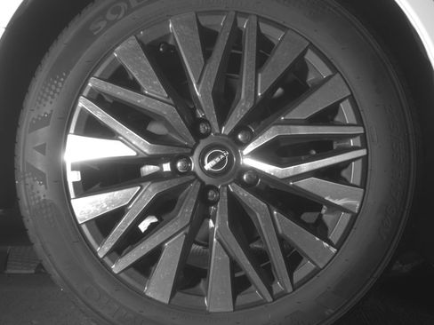 Used 2025 Nissan Altima 2.5 SV FWD image 15