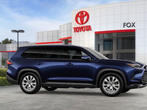 New 2026 Toyota Grand Highlander Limited image 13