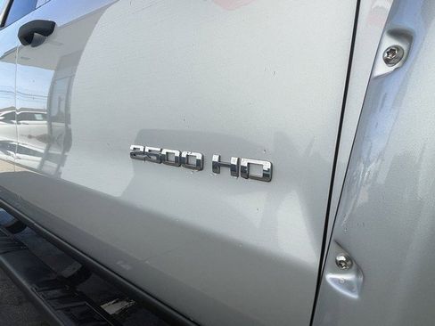 Used 2015 Chevrolet Silverado 2500 LT w/ LT Convenience Package image 5