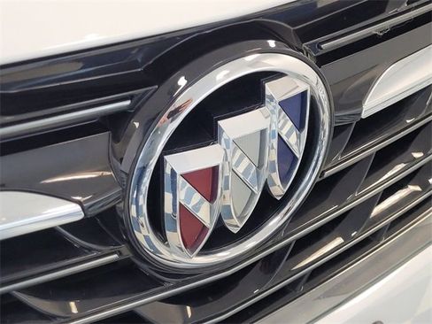 Used 2023 Buick Envision Essence w/ Sport Touring Package image 10