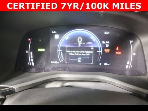Used 2025 Toyota Camry LE image 22