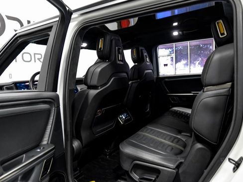 Used 2023 Rivian R1S Adventure image 35