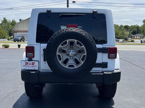Used 2018 Jeep Wrangler Unlimited Rubicon w/ Connectivity Group AWD/4WD image 20