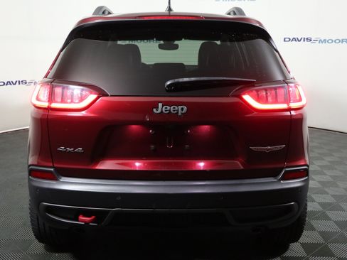 Used 2020 Jeep Cherokee Trailhawk AWD/4WD image 7