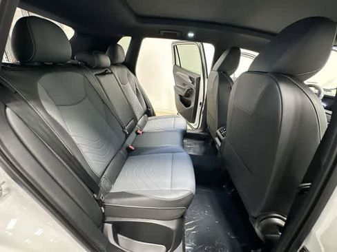 New 2026 Volkswagen Tiguan SE R-Line image 22