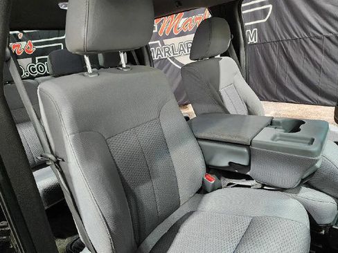 Used 2011 Ford F150 XLT w/ XLT Chrome Pkg image 13