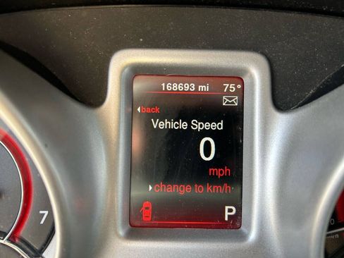 Used 2017 Dodge Journey SE FWD image 9