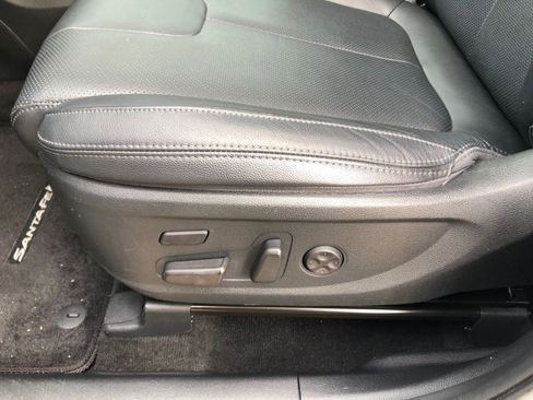 Used 2019 Hyundai Santa Fe AWD image 16