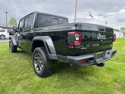 Used 2023 Jeep Gladiator Overland w/ LED Lighting Group AWD/4WD image 5