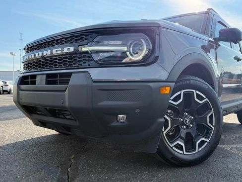Used 2025 Ford Bronco Sport Outer Banks w/ Outer Banks Tech Package+ AWD/4WD image 32